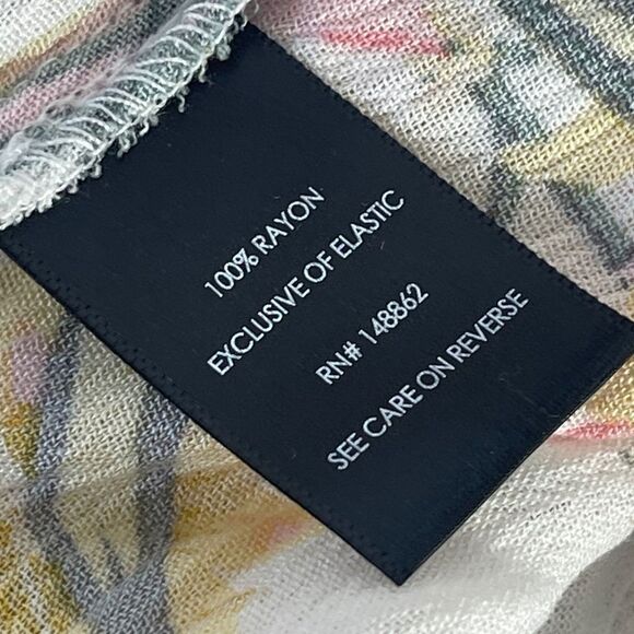 Torrid White Crinkle Gauze Smock Back Babydoll Floral Tunic Sz 1X - Picture 9 of 10